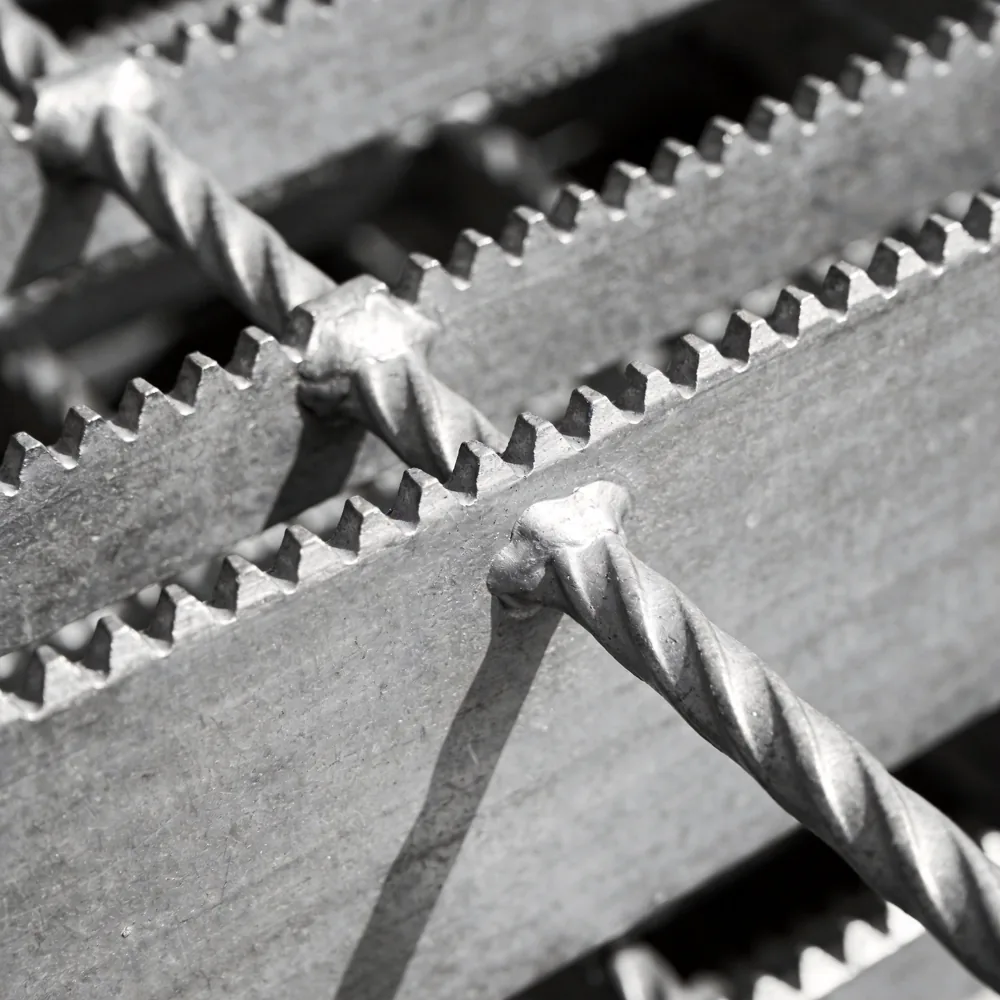 Serrated Grating